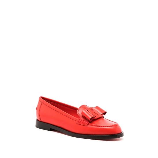  살바토레 페라가모 로퍼 Ferragamo Vivaldo 로고 플라크  레드 - SALVATORE FERRAGAMO