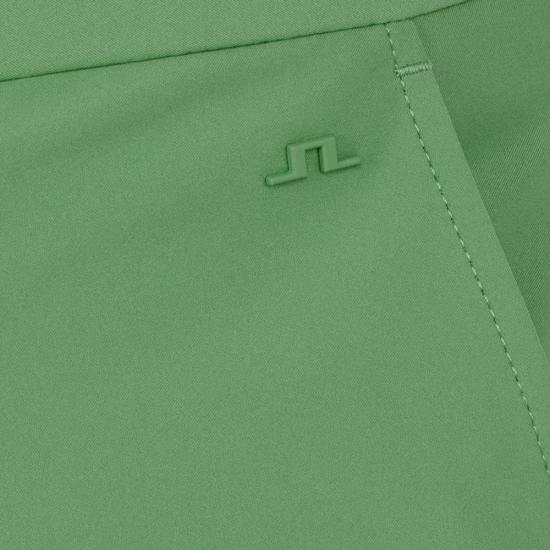 26SS 제이린드버그 숏팬츠 GMPA15763M286 HEDGE GREEN DOM - J LINDEBERG