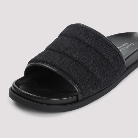 26FW 구찌 GG 캔버스 슬라이드 838089 FAD71 1000 BLACK - GUCCI