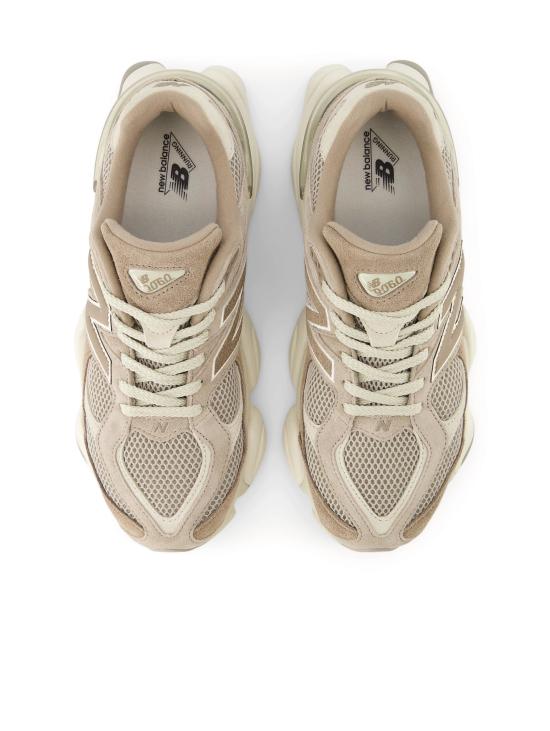 26FW 뉴발란스 스니커즈 da Donna Futuristica 9060 베이지 - NEW BALANCE