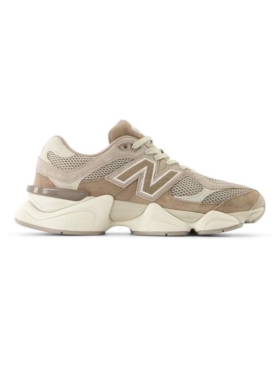 26FW 뉴발란스 스니커즈 da Donna Futuristica 9060 베이지 - NEW BALANCE