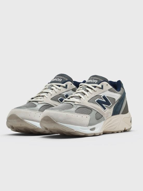 26FW 뉴발란스 스니커즈 Retro 880r da Uomo Blu - NEW BALANCE