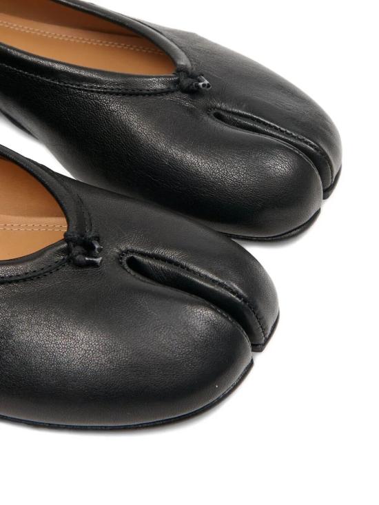 26FW 마르지엘라 타비 뉴 발레리나 S58WZ0127 P3753 099 T8013 BLACK - MAISON MARGIELA