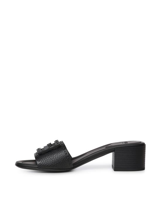26FW 펜디 샌들 8R8862 AQY2F0QA1 BLACK - FENDI