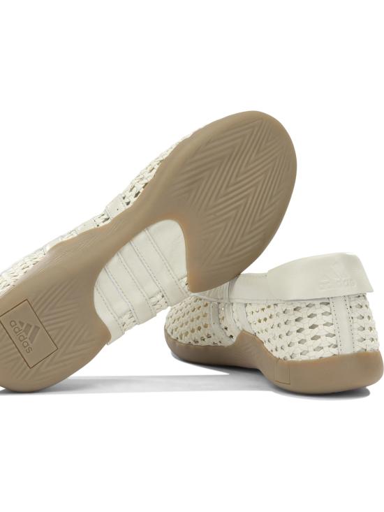 26FW 아디다스 플랫 슈즈 KI3582CREWHT CREWHT GUM4 White - ADIDAS
