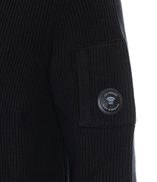 26FW 씨피 컴퍼니 스웨터 21CMKN101A 006608A999 Black - C.P. COMPANY
