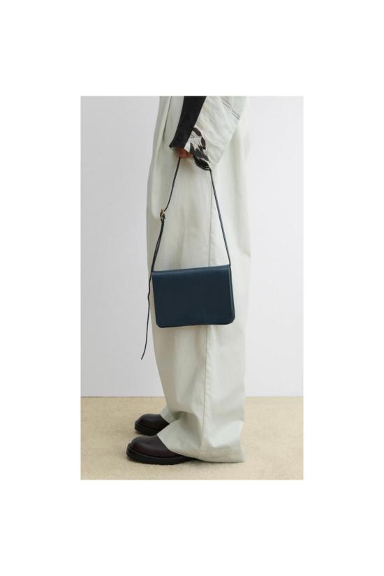  레이첼 코미 크로스백 라팟 백 다크 인디고 - RACHEL COMEY