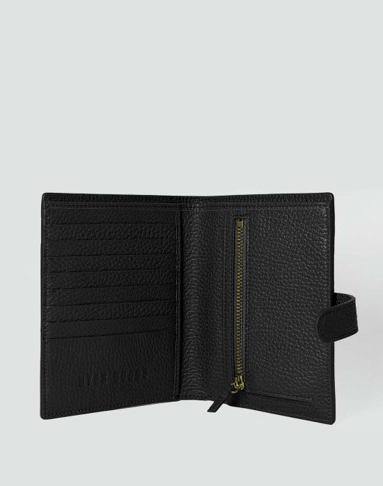  하이어 굿즈 지갑 하이어굿즈 일비아지오 가죽 여권 - HYER GOODS