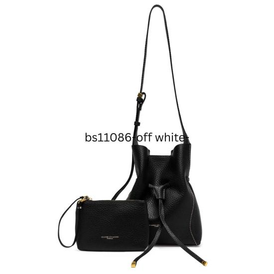  지아니 끼아리니 숄더백 Gianni Chiarini 시에나 가죽 버킷 백 블랙 - GIANNI CHIARINI