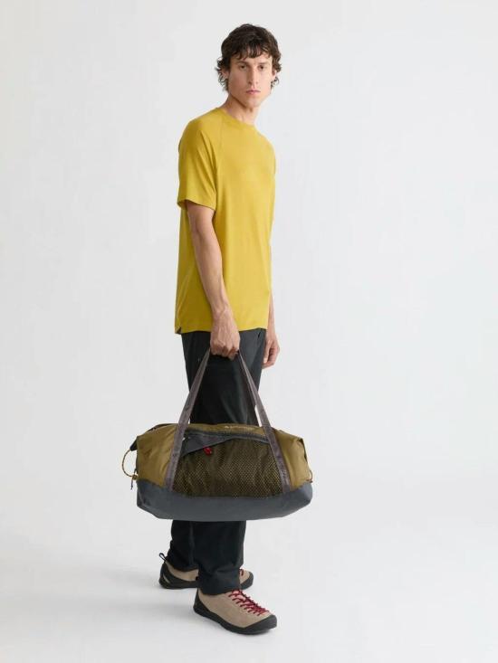  클라터뮤젠 더플백 Klattermusen Mimer 40 L  레이븐 - KLATTERMUSEN