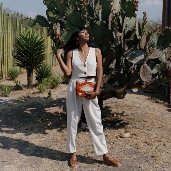  아마수크 지갑 티에라 델 솔 파우치 - AMASOUK