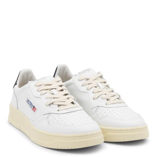 26FW 오트리 메달리스트 로우 AULM LL12 WHITE SPACE - AUTRY