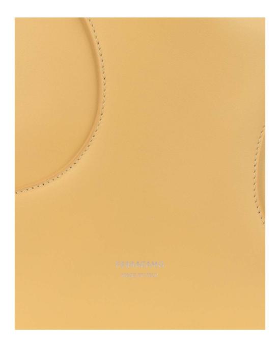  살바토레 페라가모 토트백 페라가모 엠보싱 컷아웃 호보백 라이트 옐로우 - SALVATORE FERRAGAMO