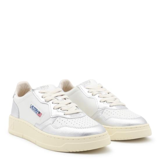26FW 오트리 메달리스트 로우 레더 스니커즈 AULW WB18 LEAT LEAT WHT SILVER - AUTRY