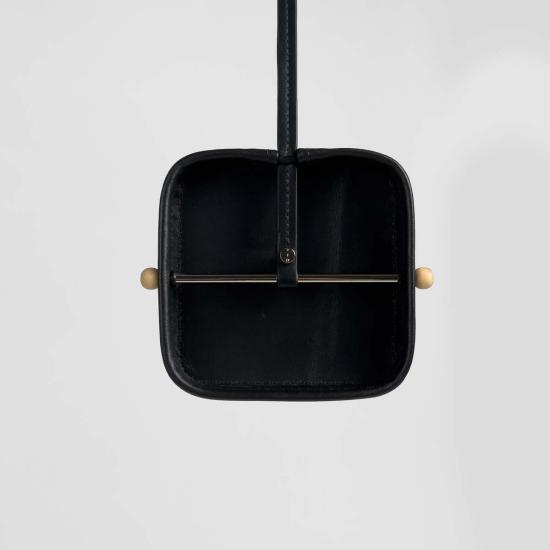  Dotlinesurface 크로스백 도트라인서페이스 두부 봉투 블랙 - OTHER BRANDS