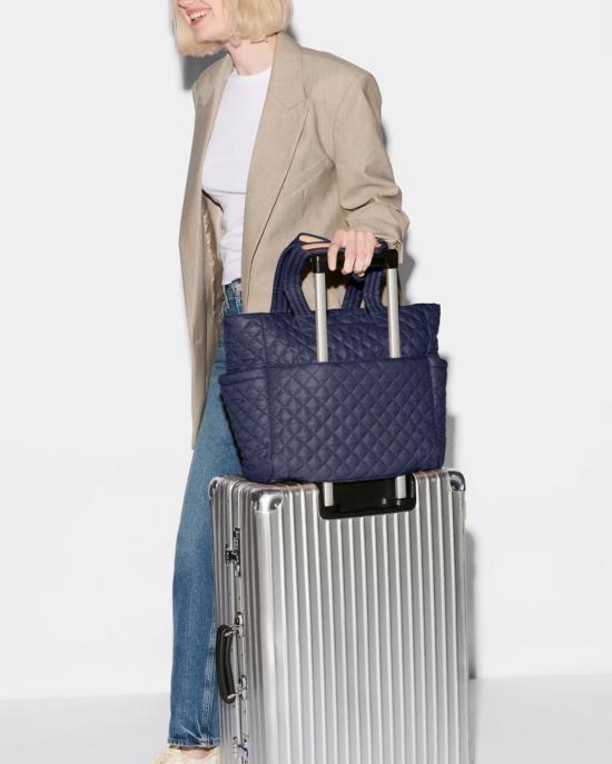  엠지 월리스 숄더백 Mz Wallace Metro 기저귀  네이비 - MZ WALLACE