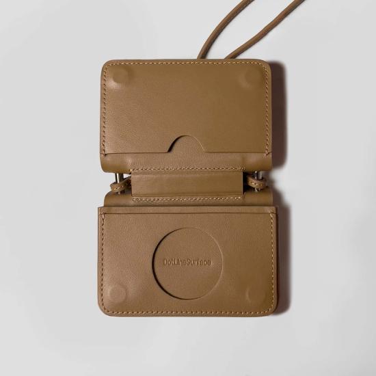  Dotlinesurface 크로스백 도트라인서페이스 카세트 백 카라멜 - OTHER BRANDS