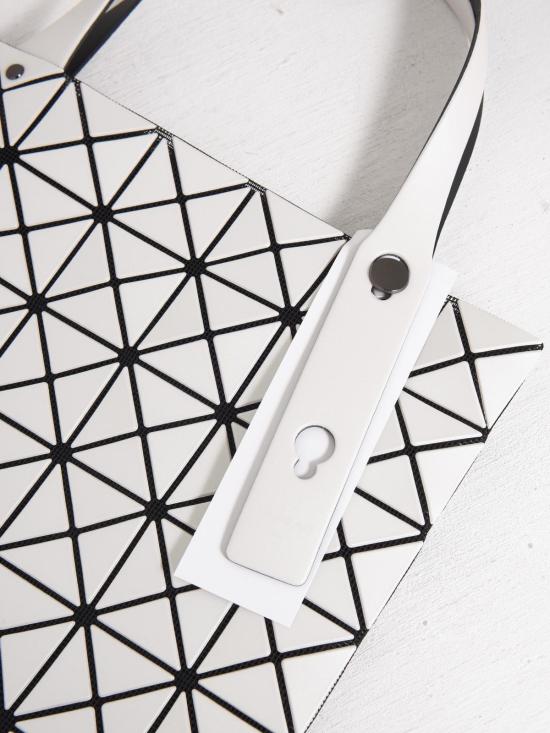  이세이 미야케 토트백 BB58AG567 WHITE - ISSEY MIYAKE