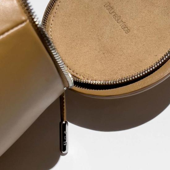  Dotlinesurface 토트백 도트라인서페이스 타워 백 카라멜 - OTHER BRANDS