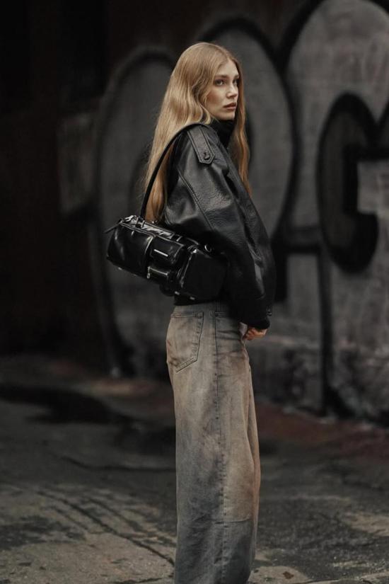  AEST STUDIOS 숄더백 Aest Studios Capture 멀티포켓 백 블랙 - OTHER BRANDS