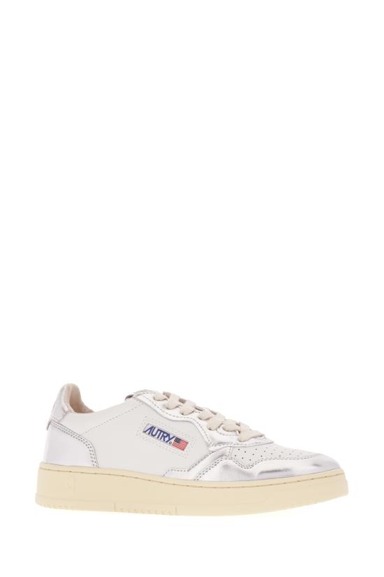 26FW 오트리 메달리스트 로우 레더 스니커즈 AULWWB18 WHTSILVER WHITESILVER - AUTRY