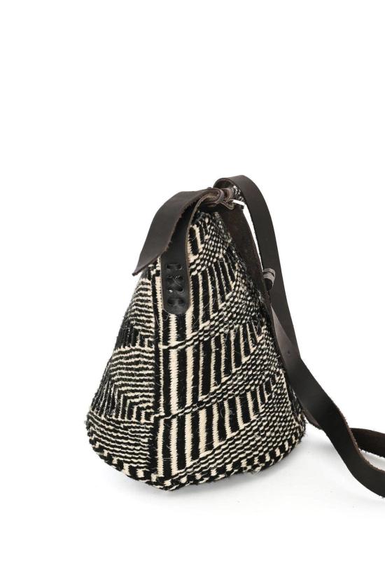 African Modern 숄더백 아프리카 현대 캄바 삼각형 패턴 사이잘삼 및 울 지갑 - OTHER BRANDS