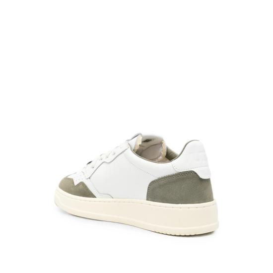 26FW 오트리 메달리스트 로우 스니커즈 AULM FT21 WHITE GREEN - AUTRY