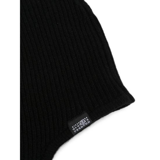 26FW MM6 메종마르지엘라 이어플랩 캡 M13293 S52TB0015 900 BLACK - MM6 MAISON MARGIELA