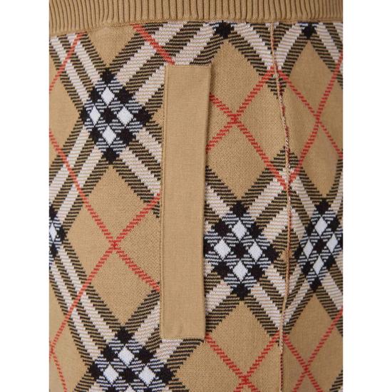 26FW 버버리 숏팬츠 8127791 GAWAIN CCH B9368 NEUTRALS BLACK - BURBERRY