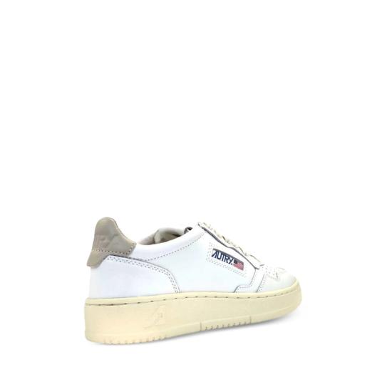 26FW 오트리 메달리스트 로우 레더 스니커즈 AULW LL27 WHITE - AUTRY