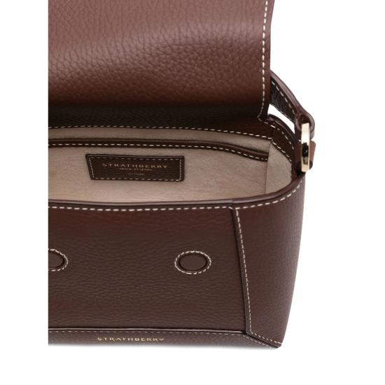 26FW 스트라스 베리 토트백 20241 125 684 MOSAIC NAN 465 BROWN - STRATHBERRY