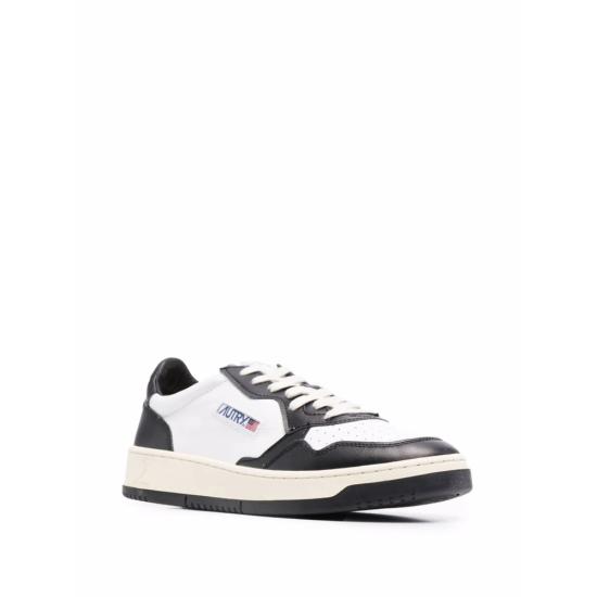 26FW 오트리 메달리스트 로우 스니커즈 AULM WB01 WHITE BLACK - AUTRY