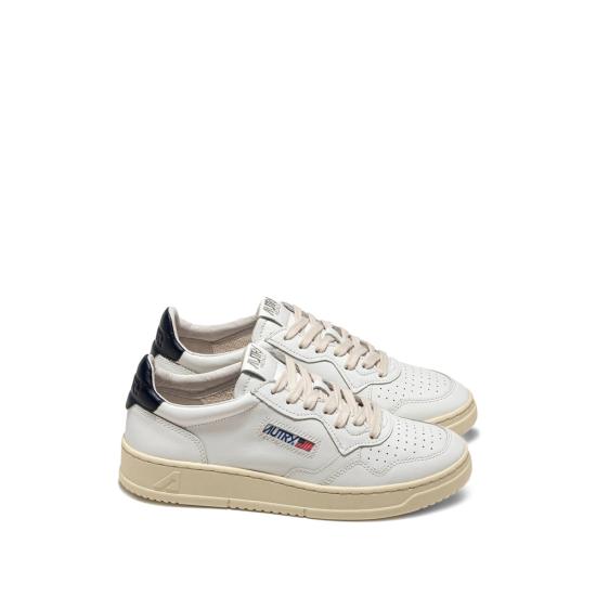 26FW 오트리 메달리스트 로우 스니커즈 AULM LL12 WHITE - AUTRY