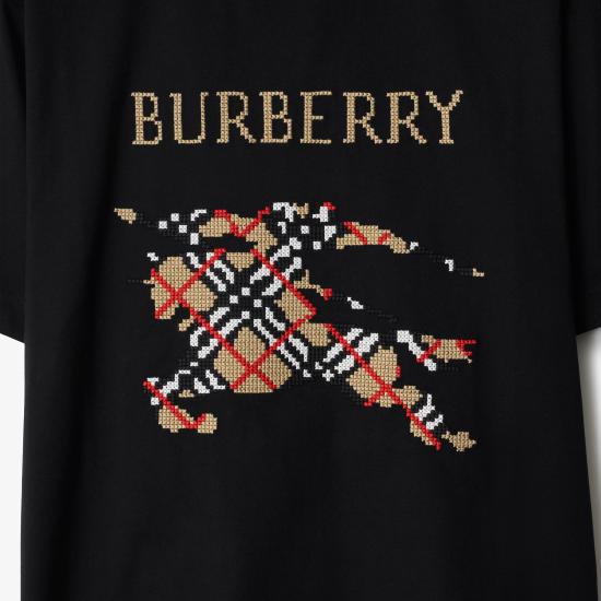 26FW 버버리 크로스 스티치 EKD 코튼 티셔츠 8109021A1189 NERO - BURBERRY