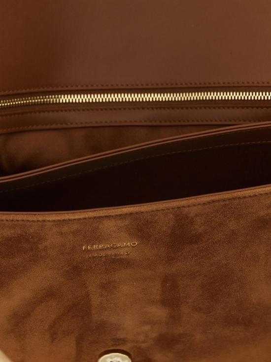  살바토레 페라가모 숄더백 페라가모 염소가죽 숄더백 브라운 - SALVATORE FERRAGAMO