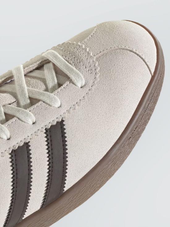 26SS 아디다스 스니커즈 KI1413 White - ADIDAS