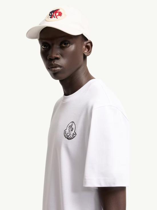 26FW 몽클레어 반팔 티셔츠 L20918C00025 89AUG00A White - MONCLER