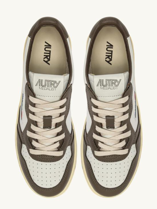 26FW 오트리 메달리스트 로우 스니커즈 AULM WB68 Marrone - AUTRY