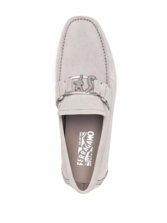  살바토레 페라가모 로퍼 페라가모 피터 로고 플라크  그레이 - SALVATORE FERRAGAMO
