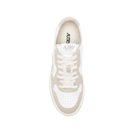 26FW 오트리 메달리스트 로우 스니커즈 AULM WB67 WHITE NEUTRALS - AUTRY