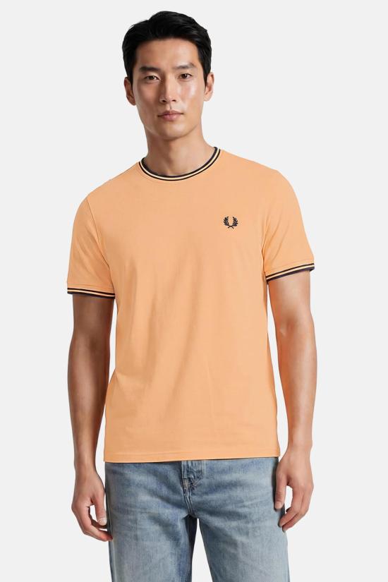 26SS 프레드페리 반팔 티셔츠 M1588 82B Peach fhnv fhnv - FRED PERRY