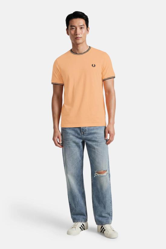 26SS 프레드페리 반팔 티셔츠 M1588 82B Peach fhnv fhnv - FRED PERRY