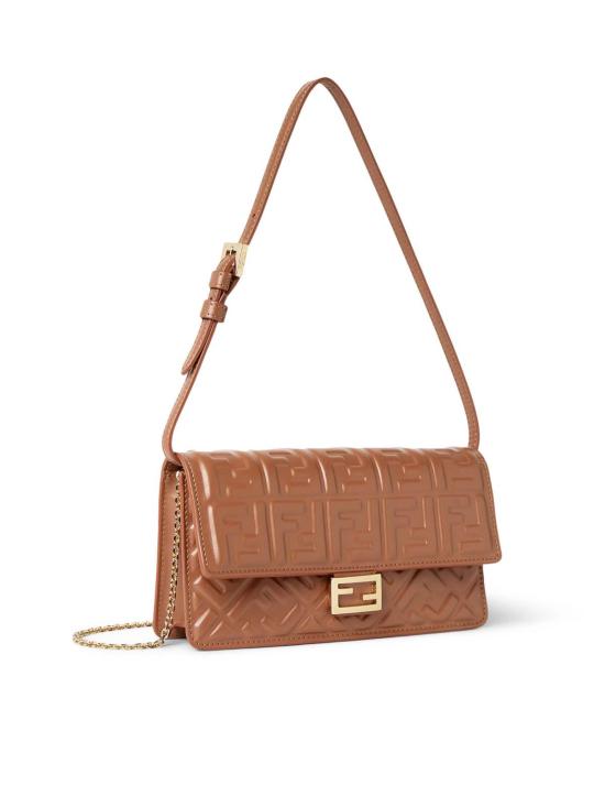 26FW 펜디 바게트 체인 지갑 8M0498AAJDF1UJK Nude Neutrals - FENDI