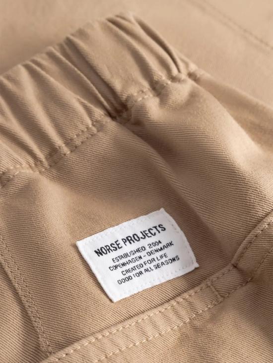 26SS 노스프로젝트 숏팬츠 N35 0627 0966 Khaki - NORSE PROJECTS