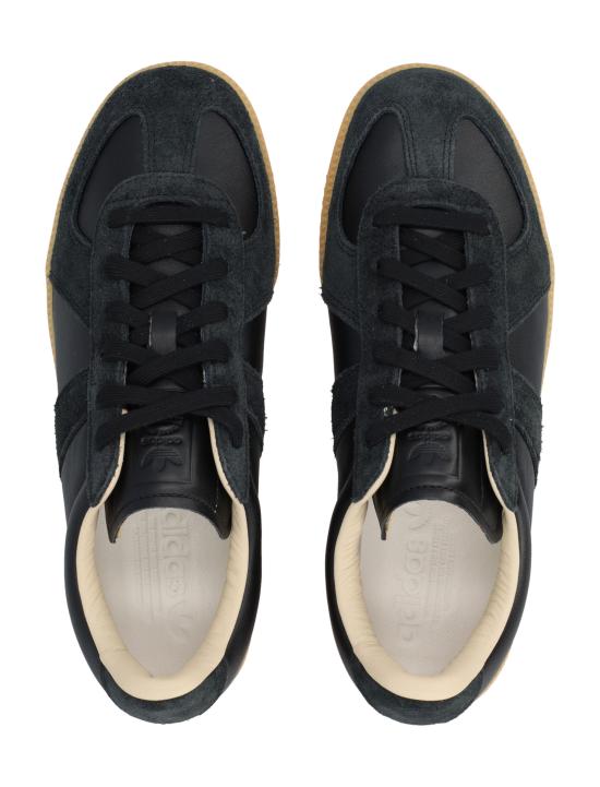 26FW 아디다스 스니커즈 KK2802 CBLACK CORE BLACK - ADIDAS