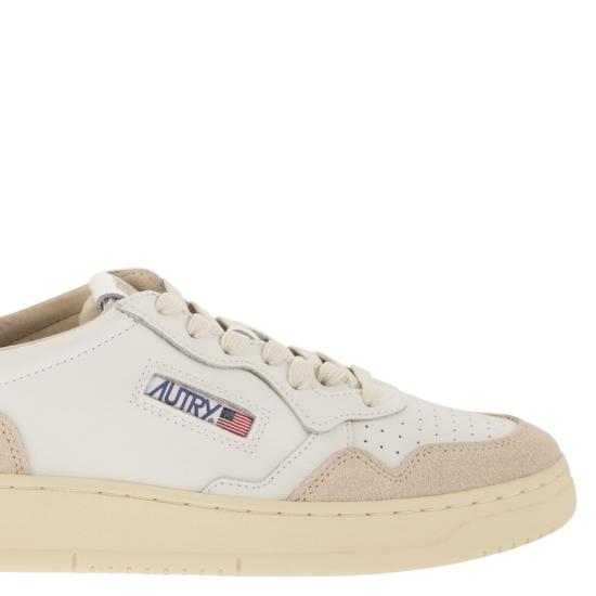 26FW 오트리 메달리스트 로우 스니커즈 AULM WHITE BROWN - AUTRY