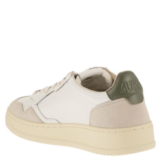 26FW 오트리 메달리스트 로우 스니커즈 AULM WHITE GREEN - AUTRY
