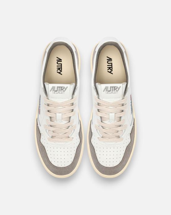  오트리 메달리스트 로우 스니커즈 AULM FT15 WHITE CEMENTO WHITE GREY - AUTRY