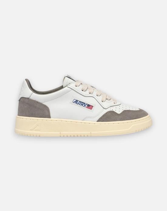  오트리 메달리스트 로우 스니커즈 AULM FT15 WHITE CEMENTO WHITE GREY