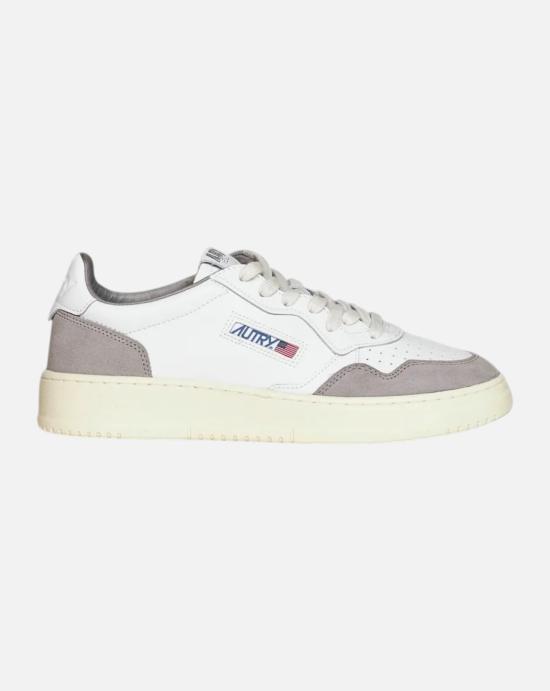  오트리 메달리스트 로우 스니커즈 AULM FT15 WHITE CEMENTO White grey